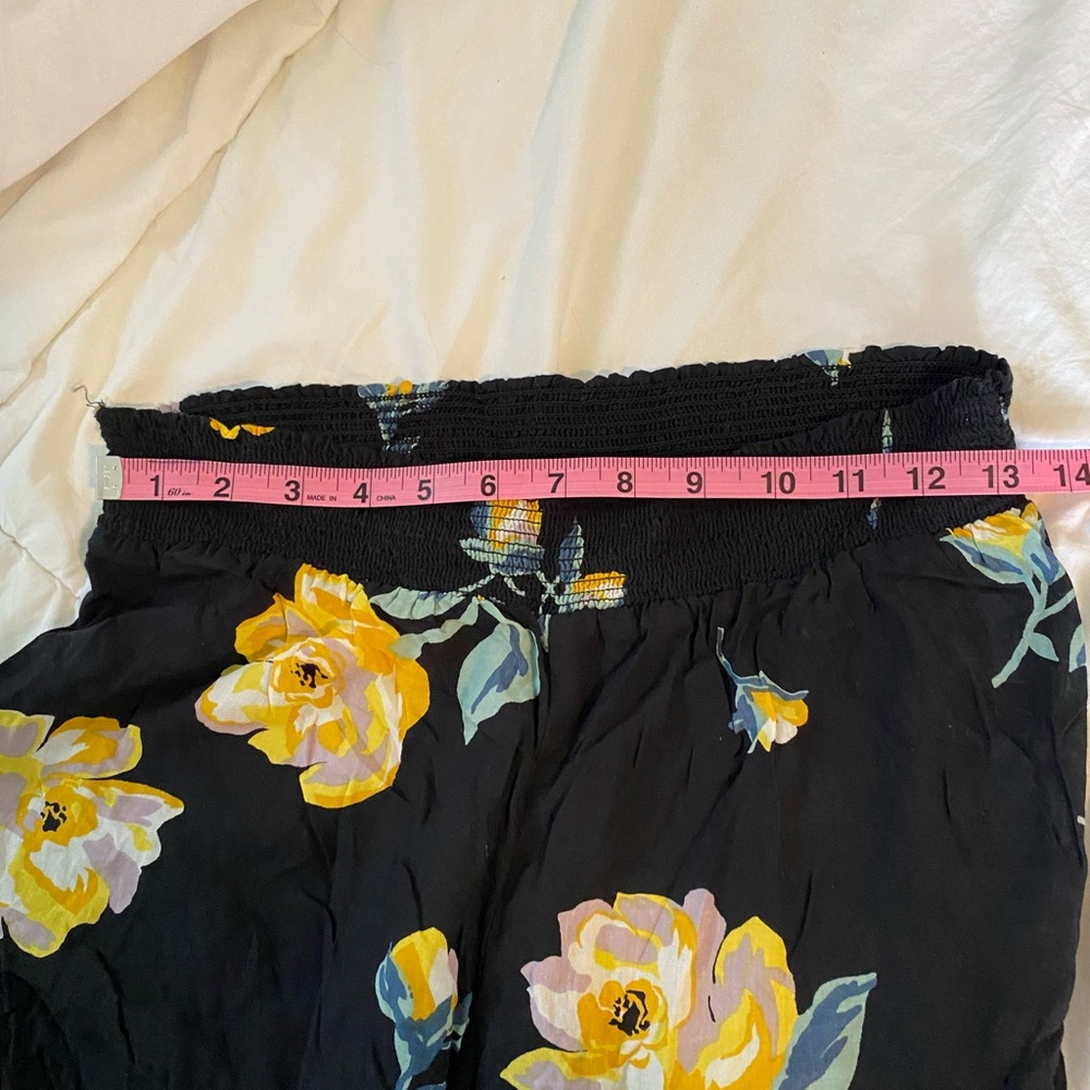 VOLCOM pants - Picture 3 of 6